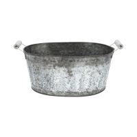 rustic-metal-tub