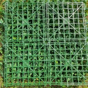 Artificial Hedge Panel