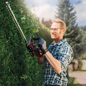 Cordless Hedge Trimmers